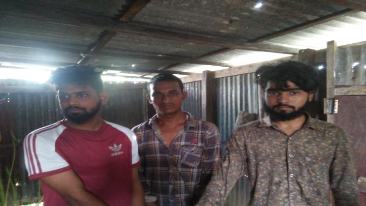 বরিশাল_কাউনিয়া_থানায়_২০_পিচ_ইয়াবা_সহ_গ্রেফতার_৩